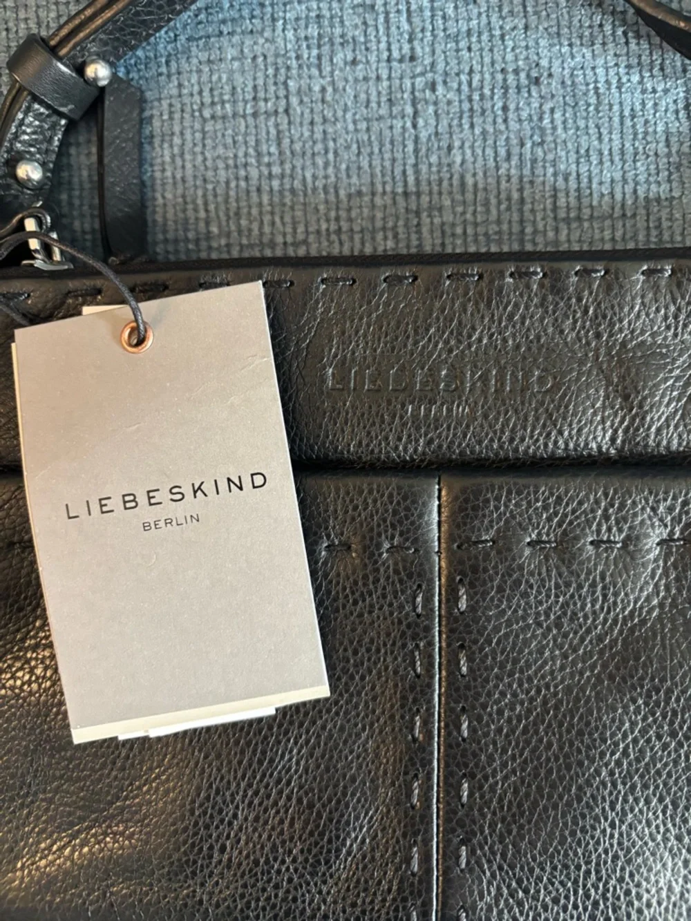 Liebeskind Black Leather Crossbody Bag - Picture 4 of 9